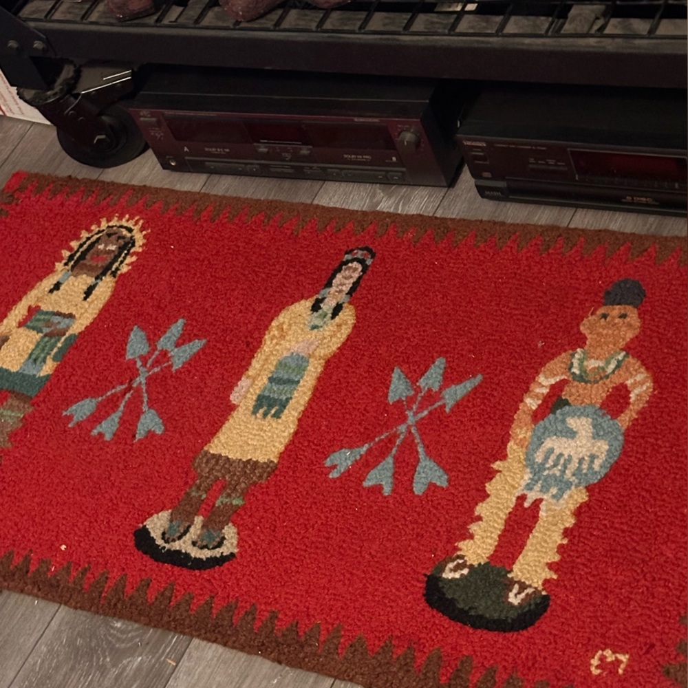 Southwestern Native Rug - Picture 2 of 3